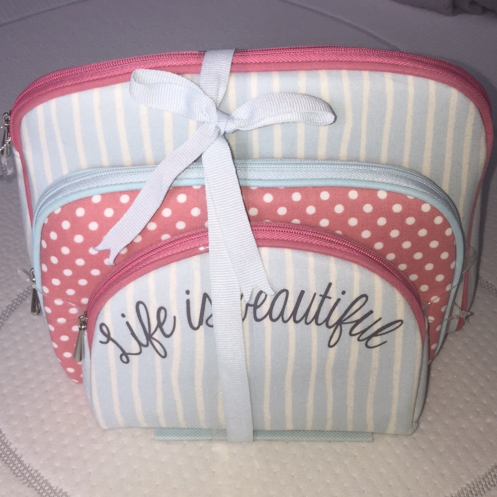 💕3 Piece Cosmetic Bag Set💕